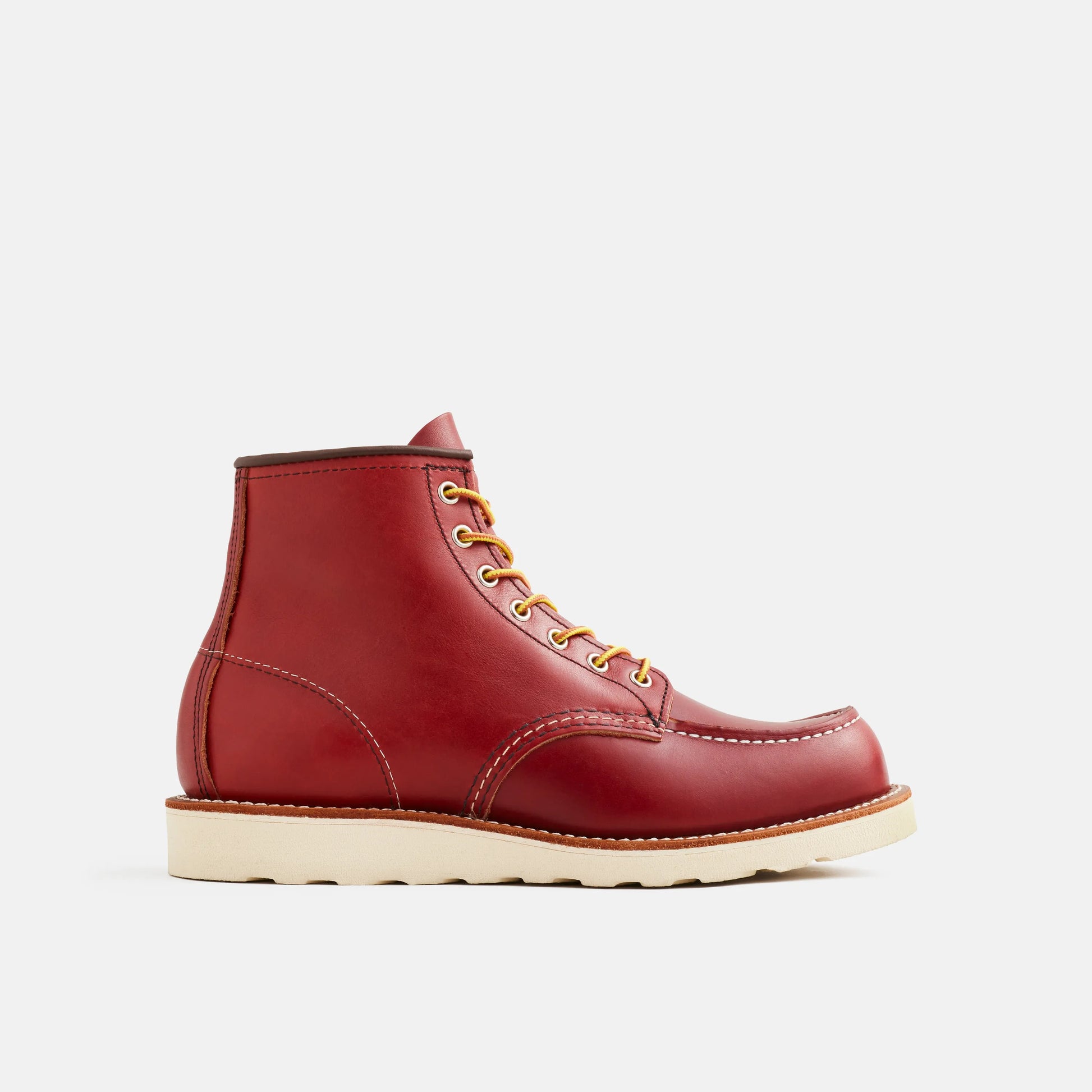Red Wing Shoes Classic Moc in Oro Russet 8875 | Red Wing Heritage