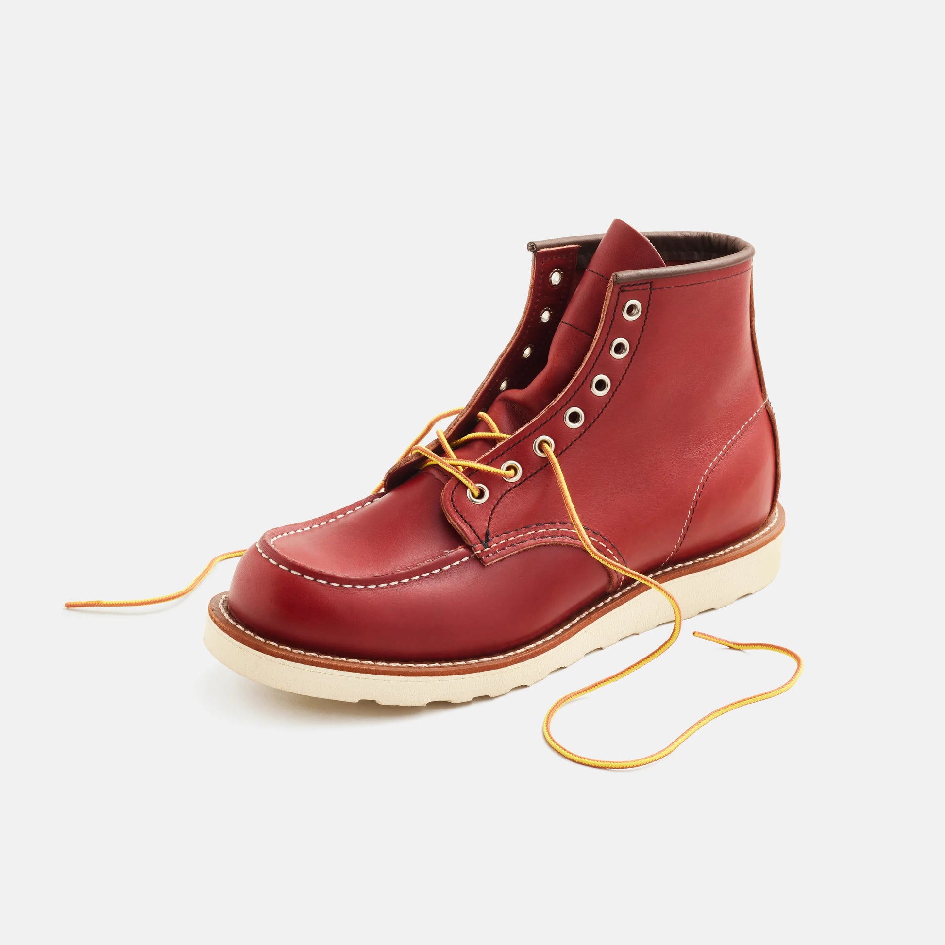 Red Wing Shoes Classic Moc in Oro Russet 8875 | Red Wing Heritage